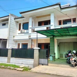 Rumah 2 Lantai di dekat Griya Batununggal Parakan Waas Bandung Kota
