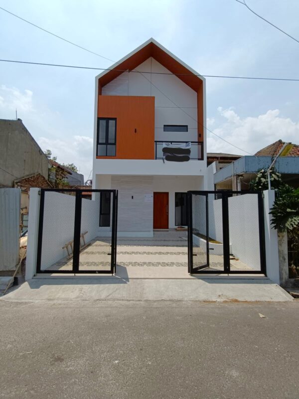 BEST LOCATION 2 UNIT RUMAH BARU DI SAYAP MOH RAMDAN DEKAT PASAR ANCOL BANDUNG KOTA