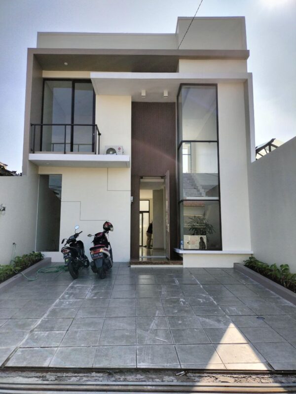 RUMAH BARU MODERN 2 LANTAI DI BATU INDAH BATUNUNGGAL BUAH BATU KOTAMADYA BANDUNG