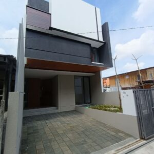 RUMAH NEW TOWN HOUSE ROOFTOP DI SAYAP BKR - SAYAP KARAPITAN LENGKONG