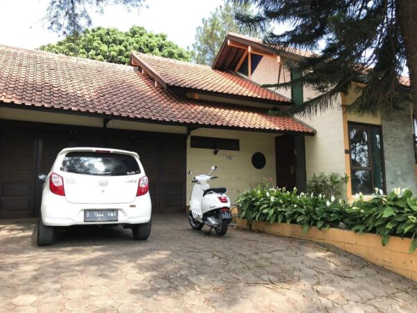 Rumah 2 Lantai Siap Huni Di Jatihandap Cicaheum Bandung Timur