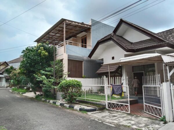 Rumah Second Siap Huni Di Perumahan Cibabat Kota Cimahi Pesantren