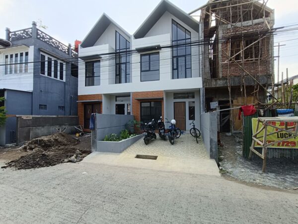 RUMAH BARU MINIMALIS MODERN KONSEP SKANDINAVIAN DI AREA CIJAURA