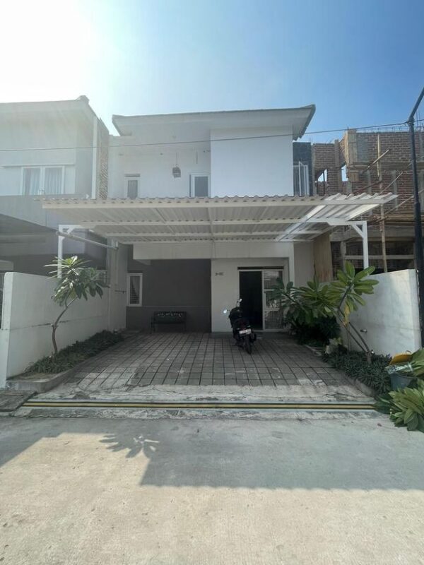 Rumah Terawat Di Kiarasari Asri Buah Batu