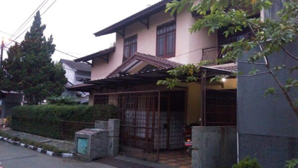 Rumah Siap Huni Posisi Hook Di sanggar Hurip Metro Soekarno Hatta Bandung