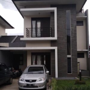 RUMAH MODERN TERAWAT SIAP HUNI DI GRAND SHARON SOEKARNO HATTA KOTA BANDUNG