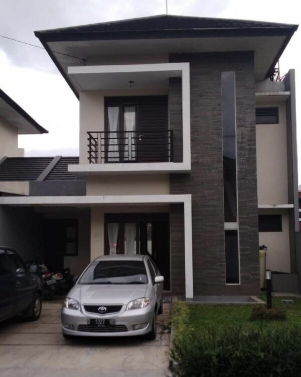 RUMAH MODERN TERAWAT SIAP HUNI DI GRAND SHARON SOEKARNO HATTA KOTA BANDUNG