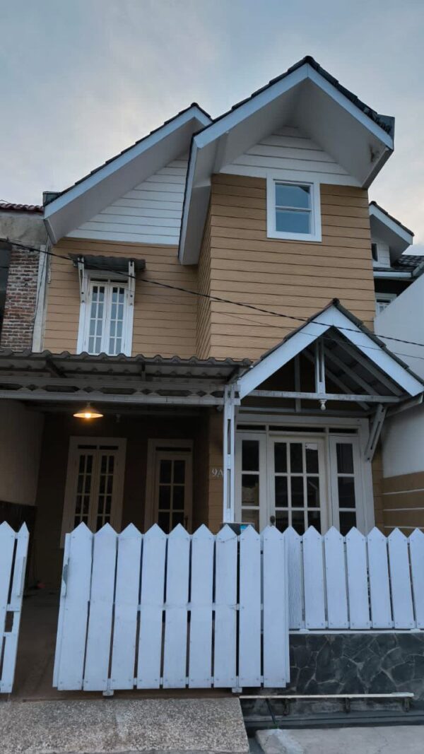 RUMAH CANTIK MINIMALIS BERGAYA AMERICAN CLASSIC MARGASARI CIWASTRA