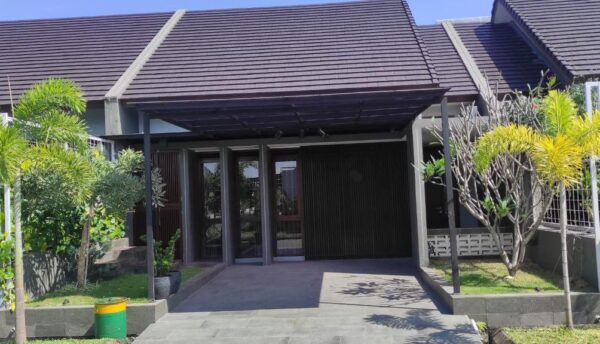 RUMAH MINIMALIS BANGUNAN BARU DI PERUMAHAN KAWASAN MARGAHAYU RAYA