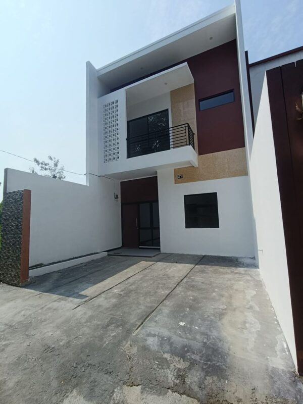 DIJUAL RUMAH BARU MINIMALIS MODERN DI KOMPLEK KAWASAN GEGERKALONG BANDUNG UTARA