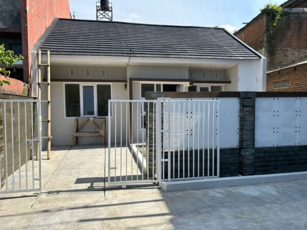 RUMAH MURAH MINIMALIS BARU RENOVASI DI TAMAN RAHAYU BANDUNG SELATAN