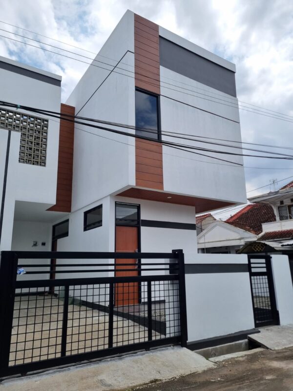 Dijual Rumah Baru di Komplek Margahayu Raya