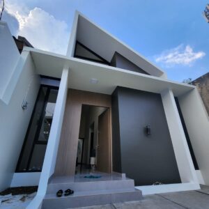Rumah Strategis Dekat Veldrome Cimahi