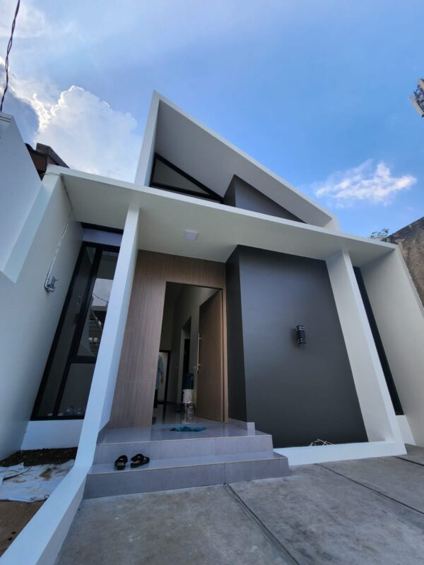 Rumah Strategis Dekat Veldrome Cimahi