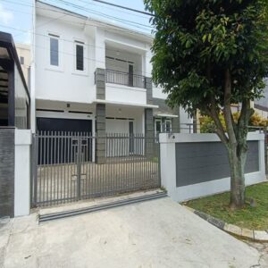 DIJUAL RUMAH BAGUS SIAP HUNI BARU RENOVASI DI PERUMAHAN EXCLUSIVE BATUNUNGGAL BUAHBATU BANDUNG