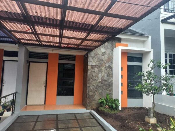 DIJUAL RUMAH ASRI NYAMAN TERAWAT 1 LANTAI DI DALAM CLUSTER CIHANJUANG BANDUNG