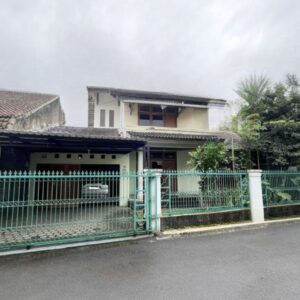 DIJUAL RUMAH TERAWAT DI AREA REGOL BKR BANDUNG TENGAH