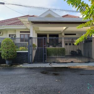 DIJUAL CEPAT RUMAH MEWAH ASRI SANGAT TERAWAT Di KAWASAN GEGERKALONG SUKASARI KODYA BANDUNG