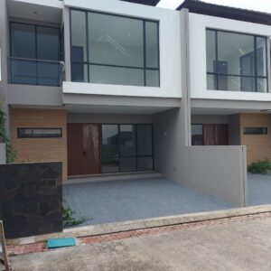 RUMAH MODEREN DAN ASRI MINIMALIS MEWAH DI SETRA DUTA BANDUNG UTARA