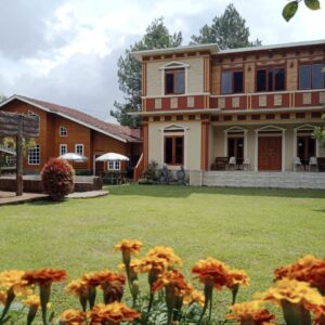 DIJUAL VILLA MEWAH CLASSIC MODERN AREA MARIBAYA LEMBANG BANDUNG UTARA