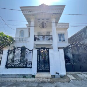Dijual Murah Rumah Modern Bersih Nuansa Classic Siap Huni Lokasi Cikole Lembang Bandung Utara