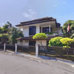 DIJUAL RUMAH LUAS NYAMAN DI GUNUNG BATU PASTEUR BANDUNG UTARA