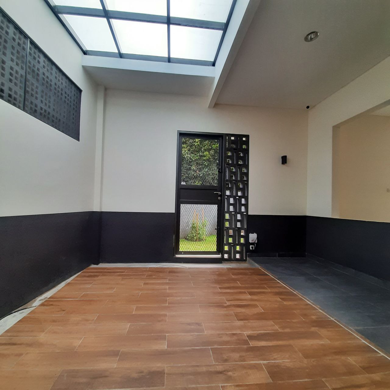 RUMAH BARU GRESS LUX MODERN DI GEGERKALONG BANDUNG UTARA