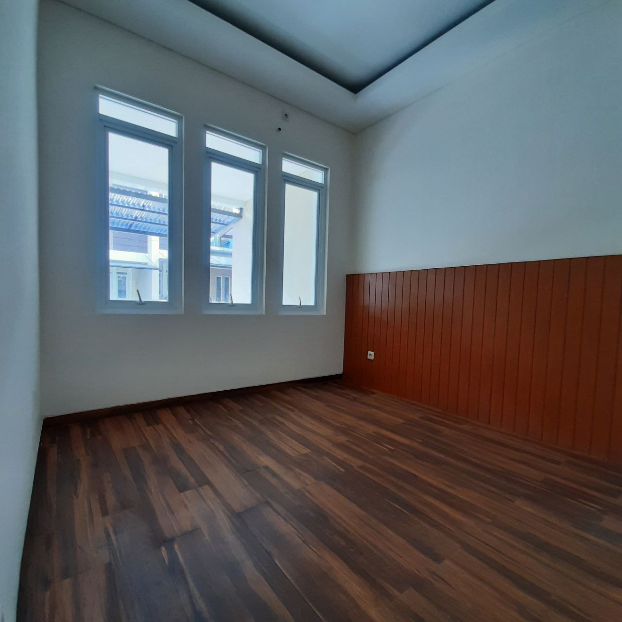 RUMAH BARU GRESS LUX MODERN DI GEGERKALONG BANDUNG UTARA