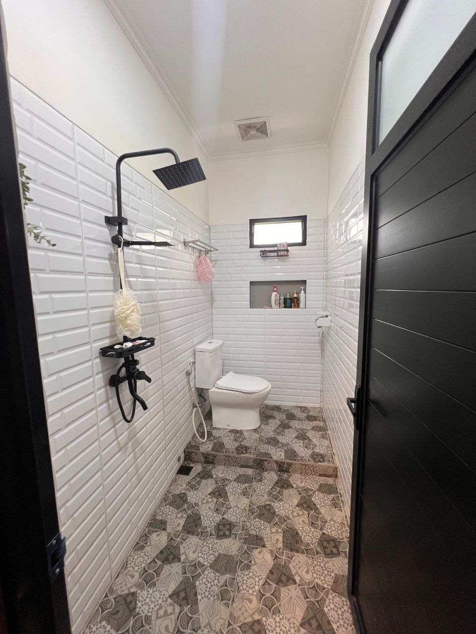 Dijual Rumah baru bangun / Urban Minimalis Dalam cluster dekat gegerkalong ciwaruga bandung utara