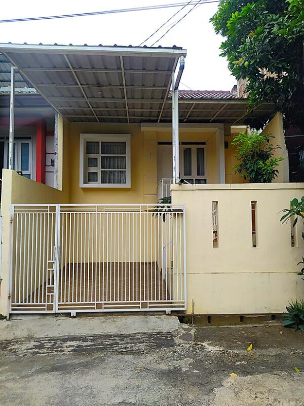 Rumah River Side Hadap Timur Di Green Valley Pasirlayung Kota Bandung