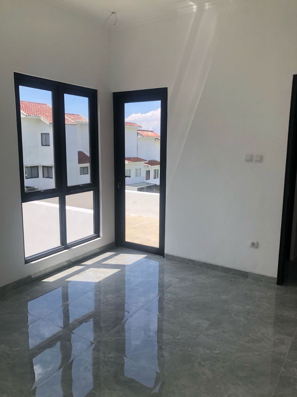 Rumah Baru 2 Lantai 3 K Tidur di Perumahan Setiabudi Bandung Utara