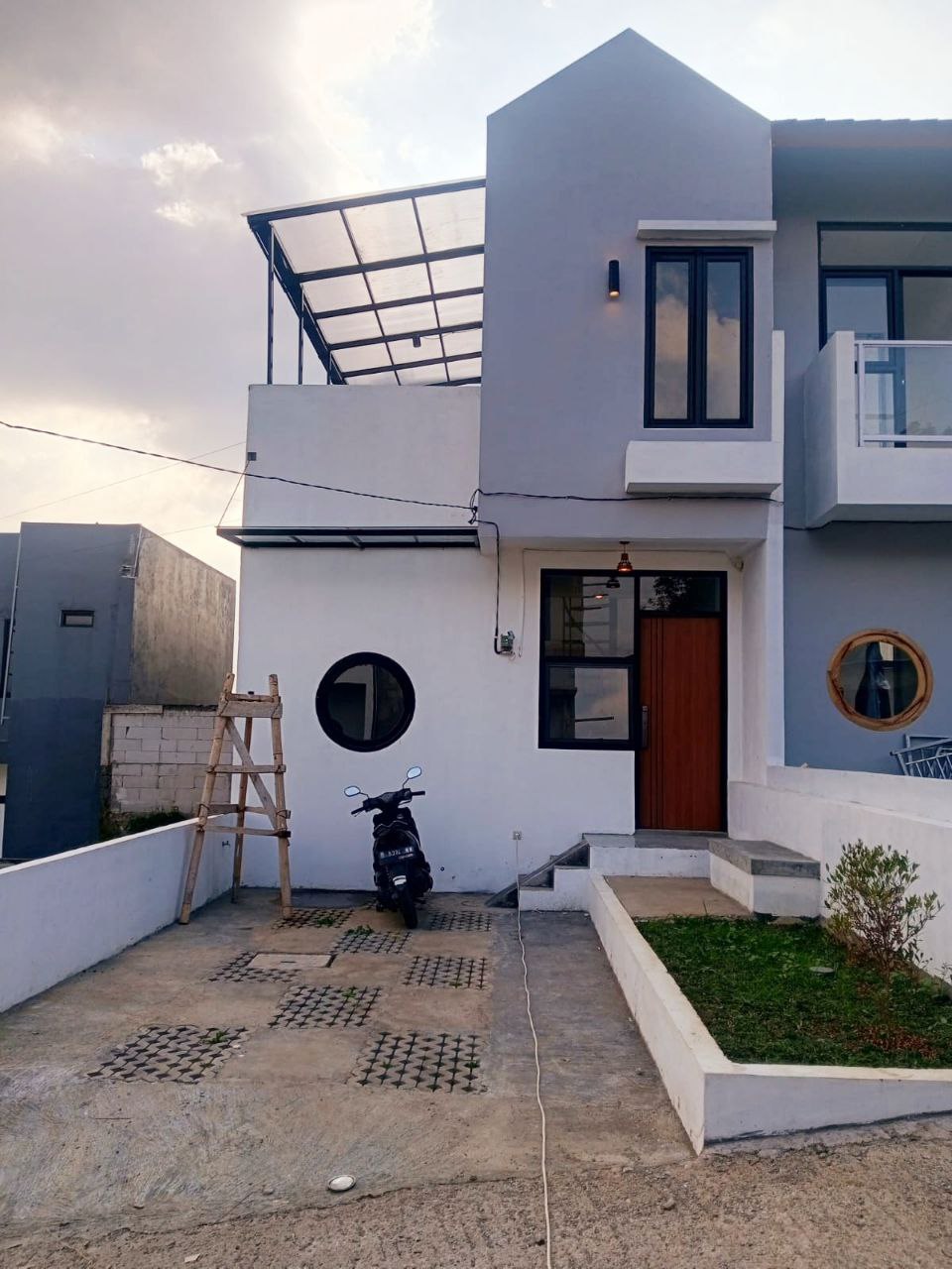 Rumah Baru Modern Asri dan Sejuk Di Cihanjuang Cimahi Gegerkalong Bandung Utara