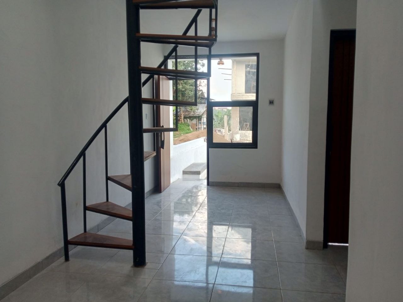 Rumah Baru Modern Asri dan Sejuk Di Cihanjuang Cimahi Gegerkalong Bandung Utara