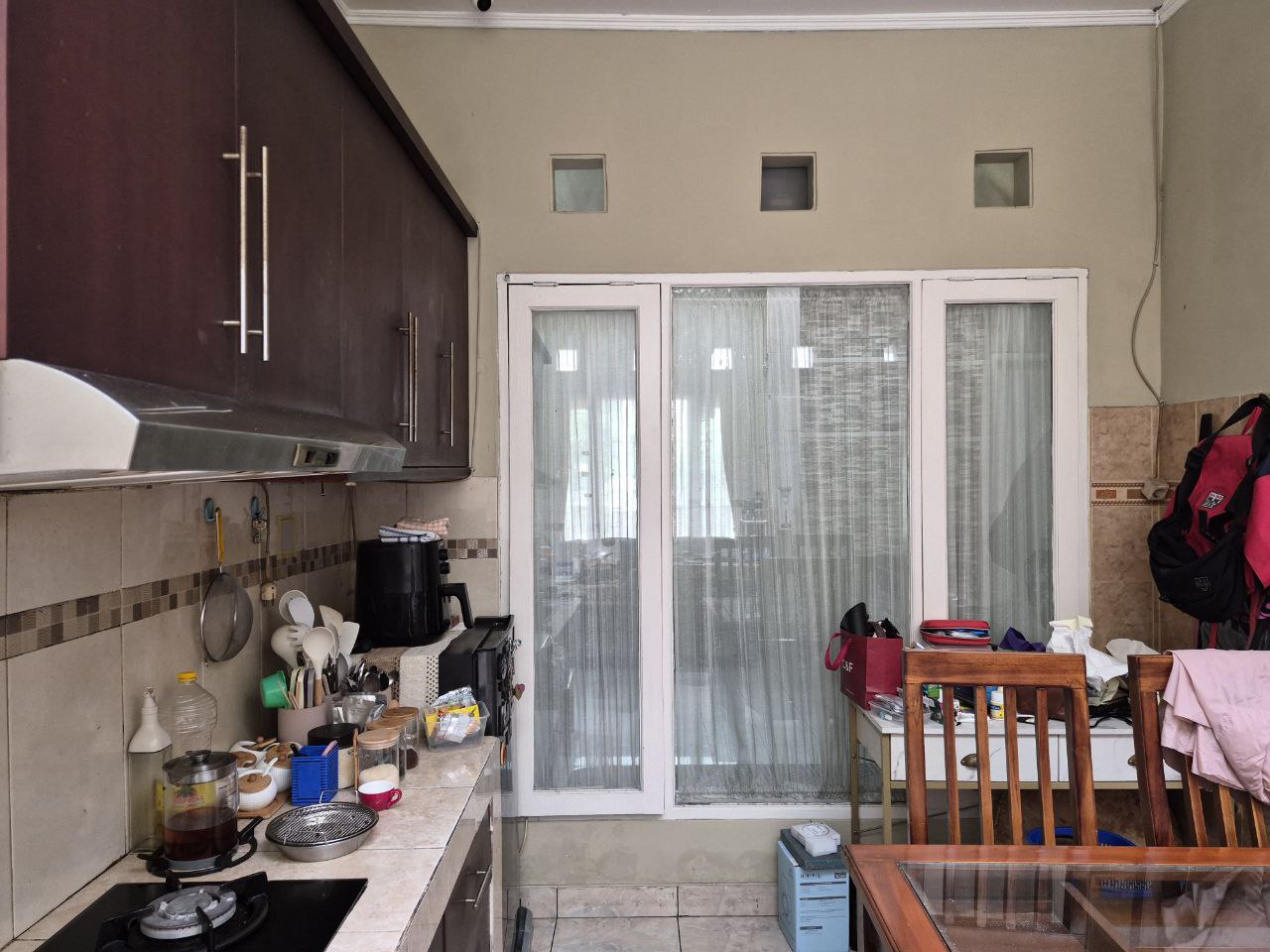 DIJUAL RUMAH TERAWAT STRATEGIS DI KOMPLEK ELIT BATUNUNGGAL DALAM CLUSTER BANDUNG TENGAH DEKAT KE EXIT TOL BUAH BATU