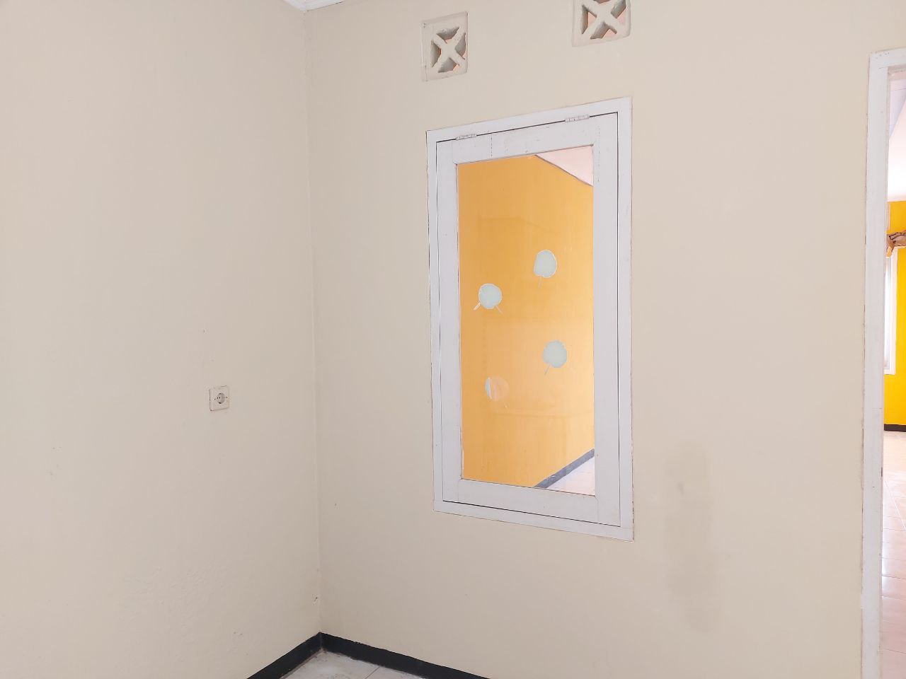 DIJUAL RUMAH TERAWAT ASRI DI SARIWANGI MEKARWANGI PARONGPONG BANDUNG BARAT